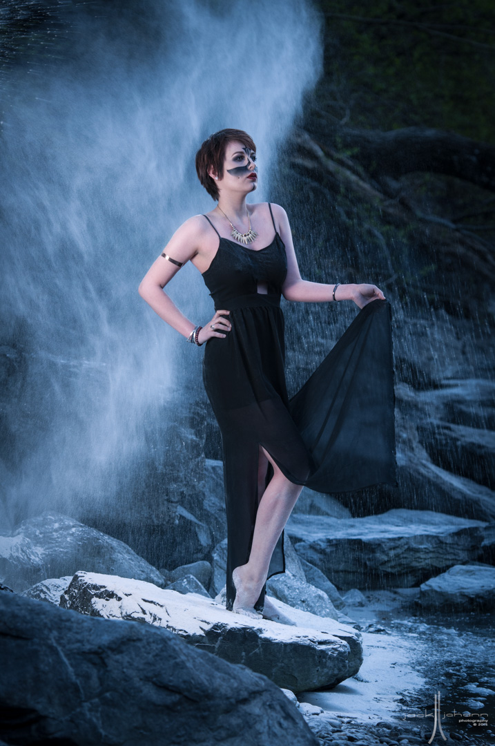 Fotoshooting_Portrait_Studio_Outdoor_long_1920px-56